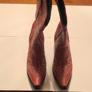 Women’s Cowboy Boots